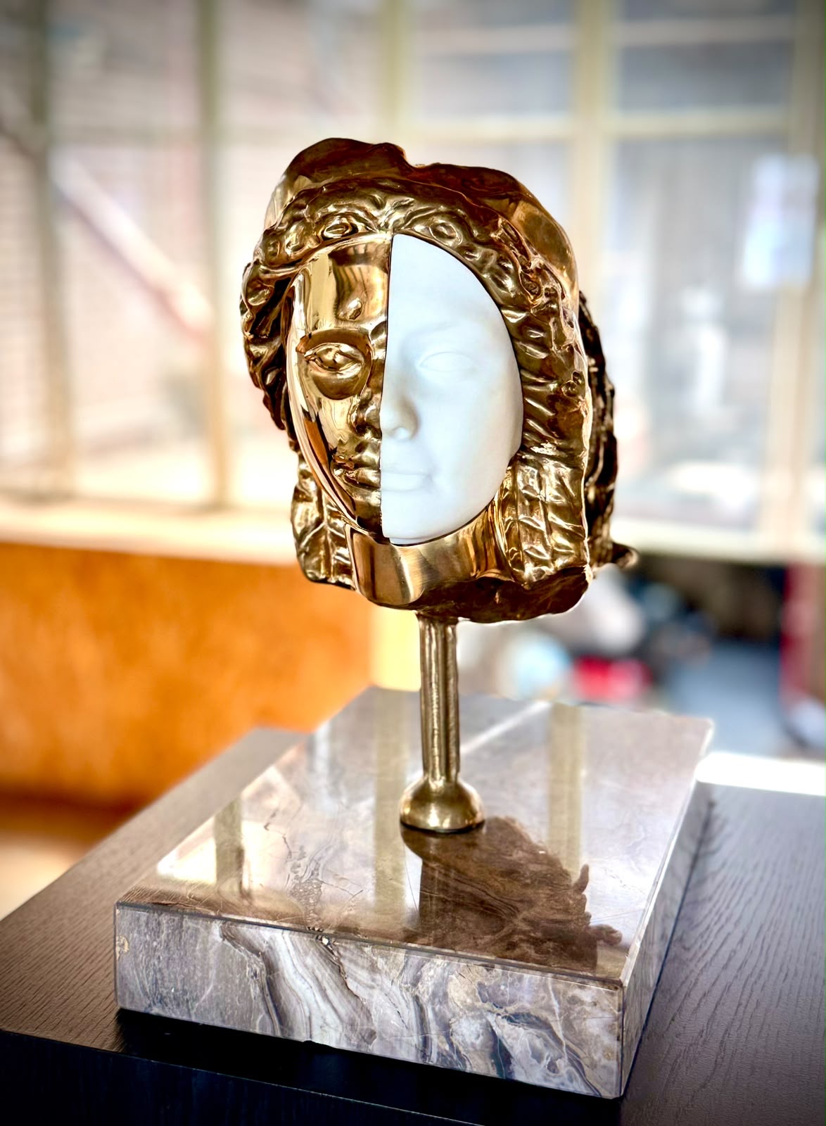 Still Her, by Marc Pos, view 2